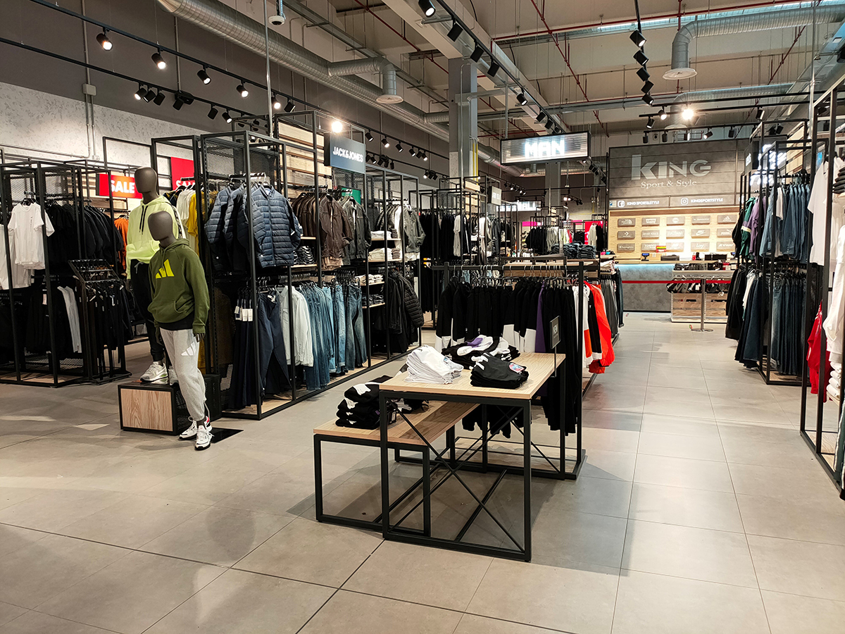 KING SPORT&amp;STYLE Centro Commerciale Le Maioliche Faenza Ravenna